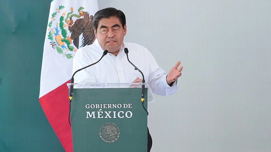 Miguel Barbosa Huerta.jpg