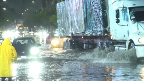 Lluvia madrugada en la CDMX 2