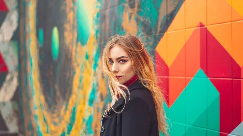 Prepara este gel con linaza casero para deshacerte del frizz en minutos