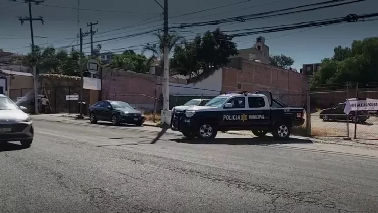 autos y edades de las víctimas de los cantaritos bar de querétaro.jpg