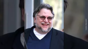 Guillermo Del Toro risa.jpg