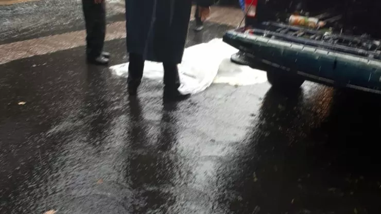 Muere niño arrastrado por la lluvia