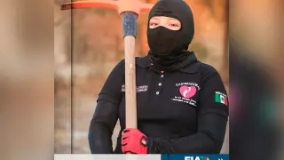 Desapariciones forzadas, miles de cuerpos sin identificar y la falta de justicia orilló a las madres y familiares de los desparecidos a salir a la calles a buscar a los suyos y sacar, con sus propias manos, sus restos. Un trabajo periodístico de Roberto Ruiz.