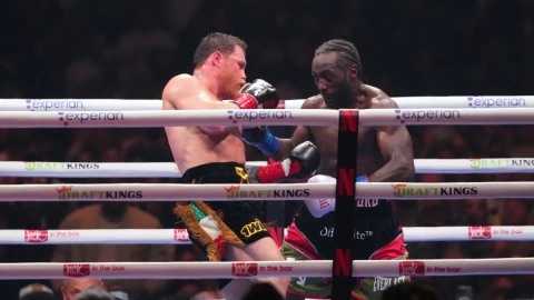 Canelo Álvarez vs Terence Crawford