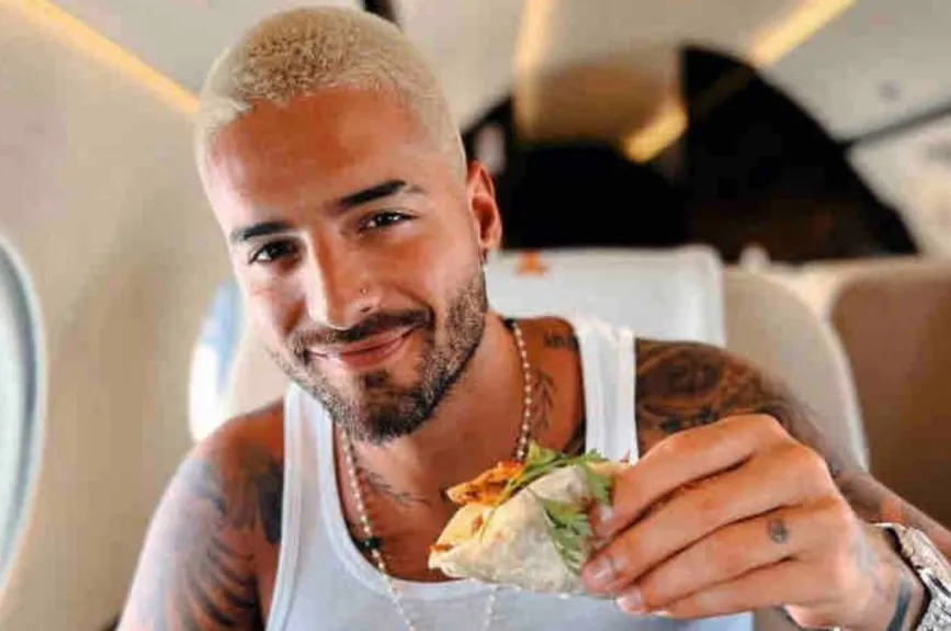 Maluma comiendo tacos.jpg