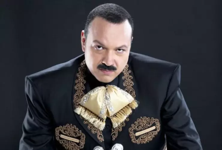 Pepe Aguilar le dedica canción a Christian Nodal Aquí no es