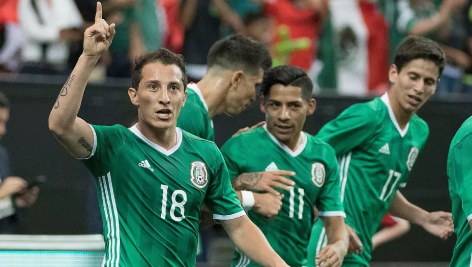 ¿Cuál fue el resultado de México jugando de local en el Mundial?