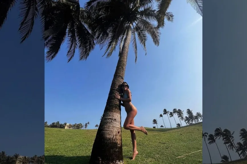 Danna Paola posando.jpg