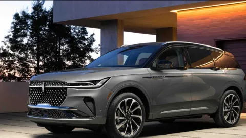 La Vanguardia del Lujo Automotriz: Presentación de la Totalmente Nueva Lincoln Nautilus Híbrida