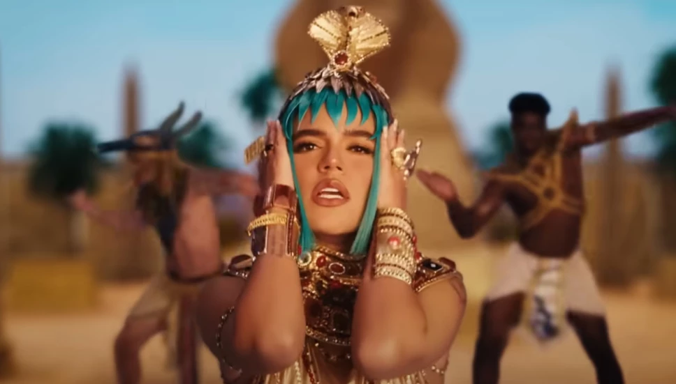 Don’t Be Shy, la canción por la que acusan a Karol G por plagio.