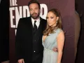 JLO y Ben serios.jpg