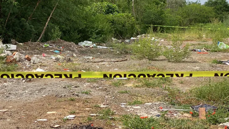 Hallan a bebé muerto en terreno en Culiacán.