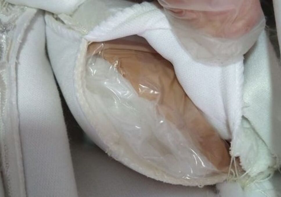 Vestido de novia con metanfetamina oculta