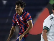 Jonathan Gomez Jugando para Estados Unidos y México.jpg
