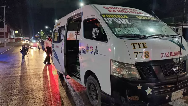 Asaltan a combi en Cancún en la ruta de la Portillo la noche de este 1 de mayo.jpg