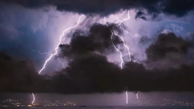 Temporada de lluvias en Quintana Roo: ¿Qué objetos atraen rayos y son peligrosos?