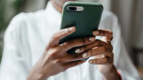 ¿Ser amable con la IA es costoso?