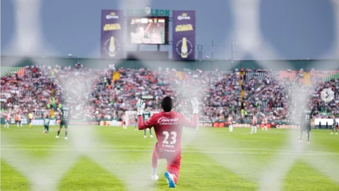 Óscar “Gato” García debuta con León y es el único arquero sin goles en el Apertura 2025.png