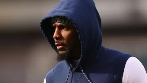 Dez Bryant se vuelve un Santo