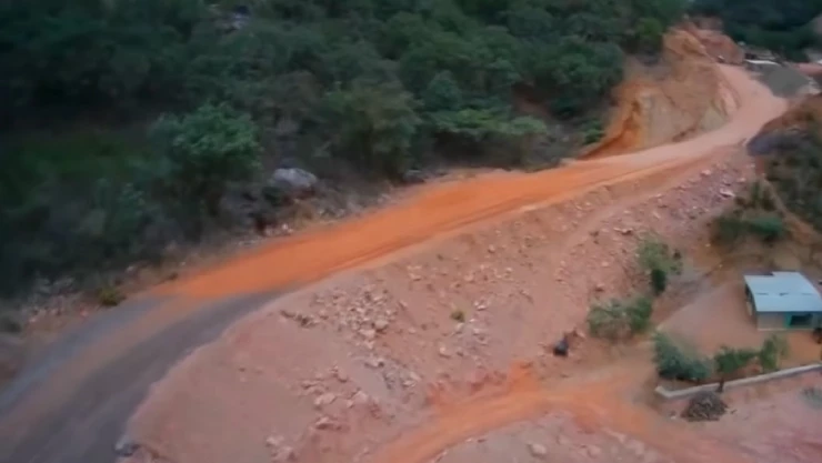 AMLO Badiraguato carreteras .jpg