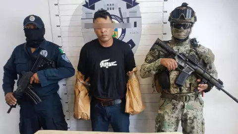 Detienen a un hombre por el delito de tentativa de homicidio y portación de arma en Benito Juárez