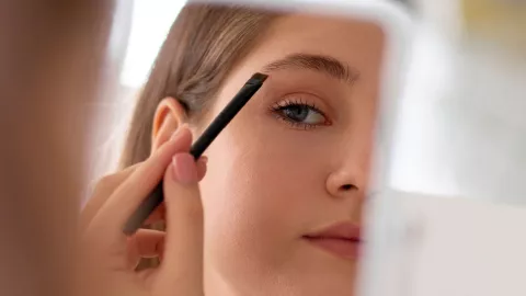 moldear cejas