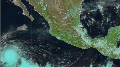 Huracán Kristy aumenta su fuerza y alcanza categoría 4: Así afectará a Jalisco y otros estados