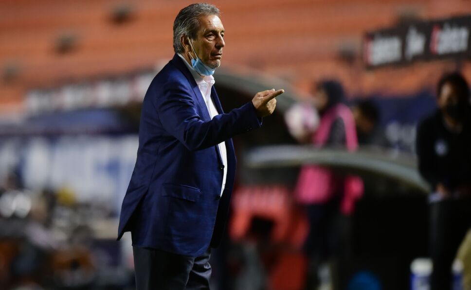 Tomás Boy critica a Tuca Ferretti
