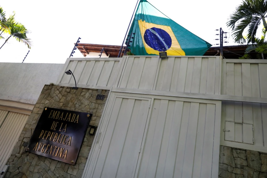 embajada-argentina-brasil-bandera
