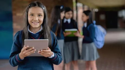 Cuándo se entregan las tarjetas de la Beca Benito Juarez