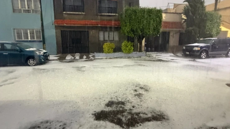 Granizada_CDMX_causa_encharcamientos_Azcapotzalco_GAM_Iztacalco_hoy_1_agosto_2026