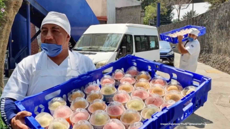 regalan helados medicos hospitales cdmx.jpg