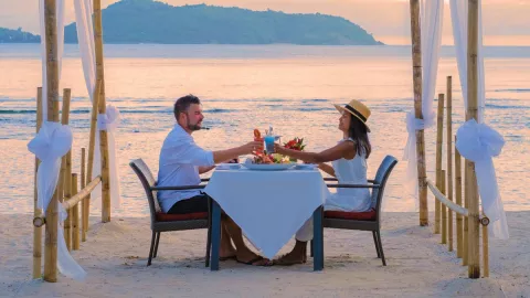 /viajes/playa-mexicana-cerca-de-guadalajara-ideal-para-cenar-en-fin-de-ano-frente-al-mar