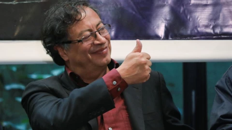 quien es gustavo petro presidente colombia