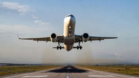 ¿Por qué hay dos vuelos en riesgo de cancelarse Estado del Aeropuerto Internacional del Bajío hoy 25 de febrero EN VIVO.jpg