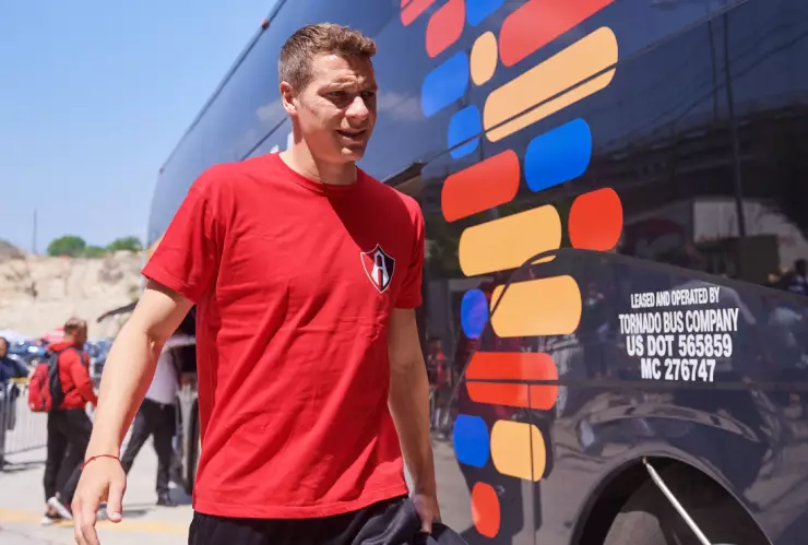 Julio Furch con el Atlas