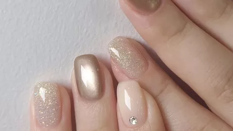 7 colores que se ven mejor en las uñas cortas: puedes usarlo en gelish o rubber