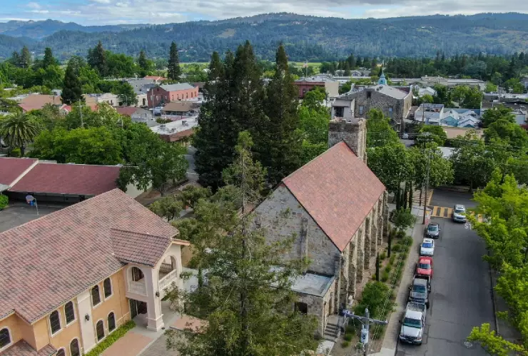 una vista panorámica del precioso lugar St. Helena en California