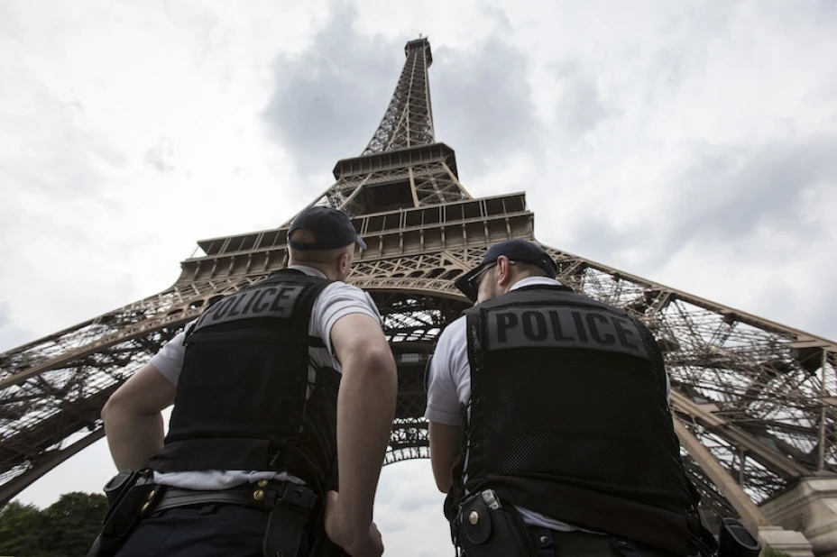 Investigación Torre Eiffel