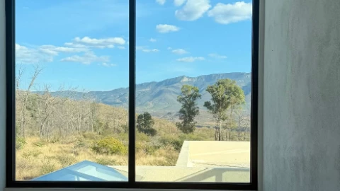 Casa de Ángela Aguilar y Christian Nodal en México