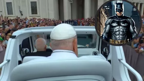 Confunde al papamóvil con el batimóvil