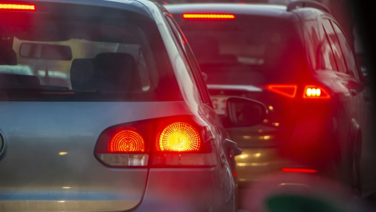 “Se estaba quemando”: Hallan a hombre oculto dentro del tanque de gasolina en San Ysidro 