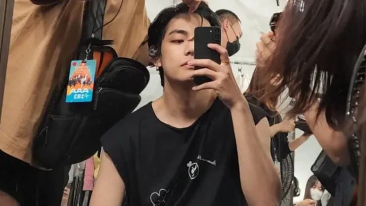 V BTS.jpg