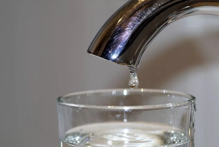 Agua en Estados Unidos contaminada con químicos PFAS