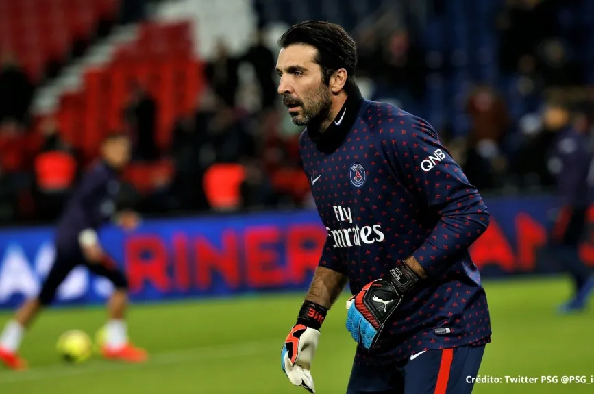 13 Gianluigi Buffon.jpg