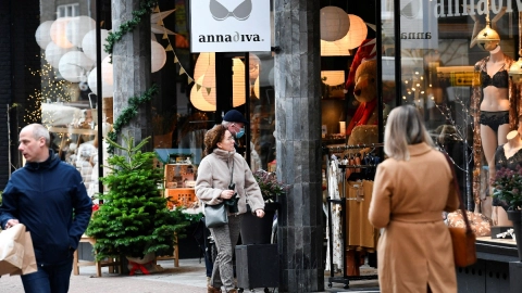 hola confinamiento omicron