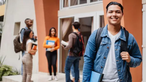 Universidad del Bienestar lanza convocatoria y te contamos los detalles