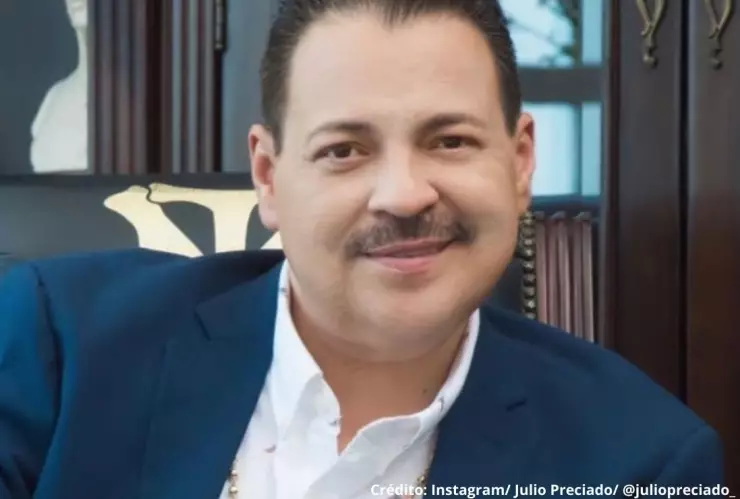 Julio Preciado es sometido a cirugía para corregir una catarata en el ojo.