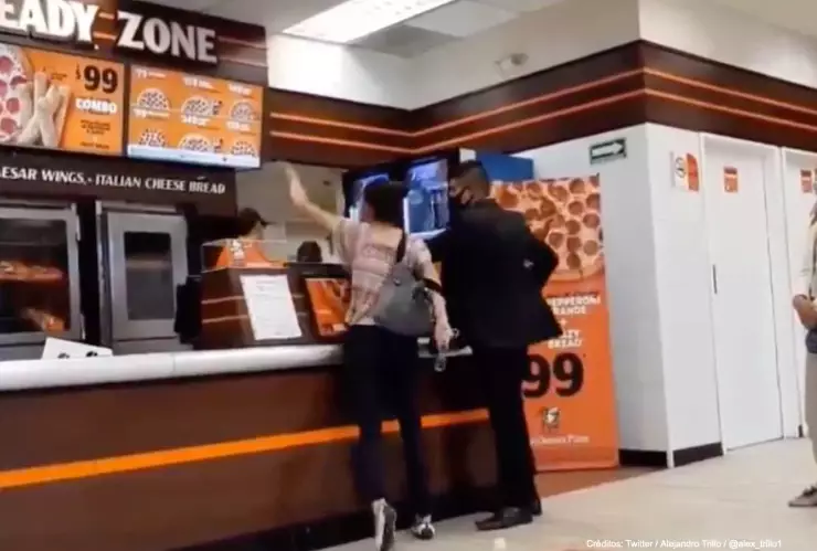 ladypizza cubrebocas.jpg