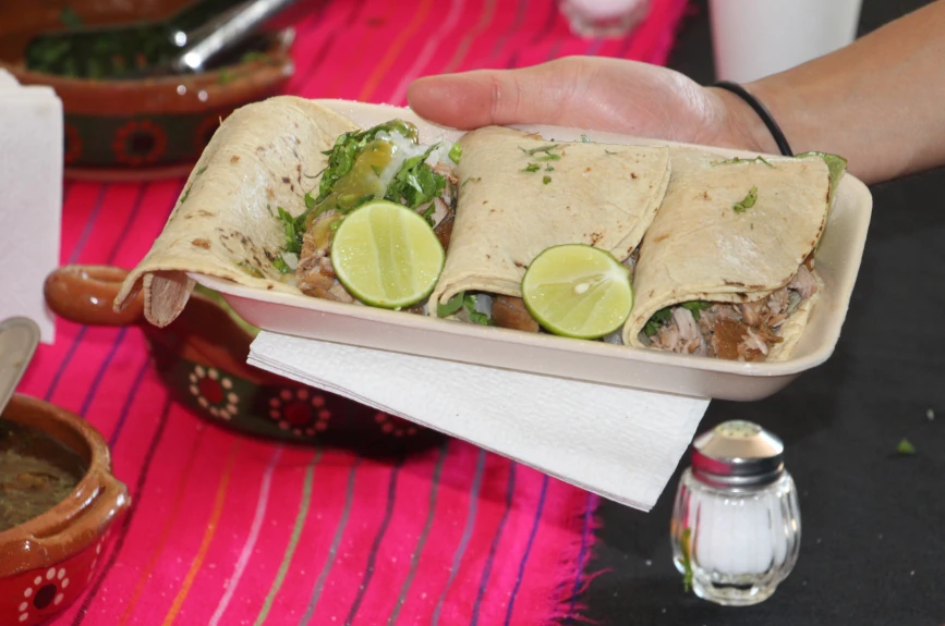 Ricos y deliciosos platillos tuvimos en el centro de acopio